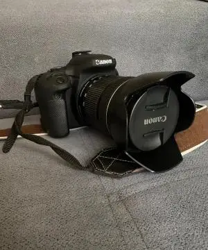دوربین حرفه ای کانن | Canon 800D+18-55mm   دست دوم