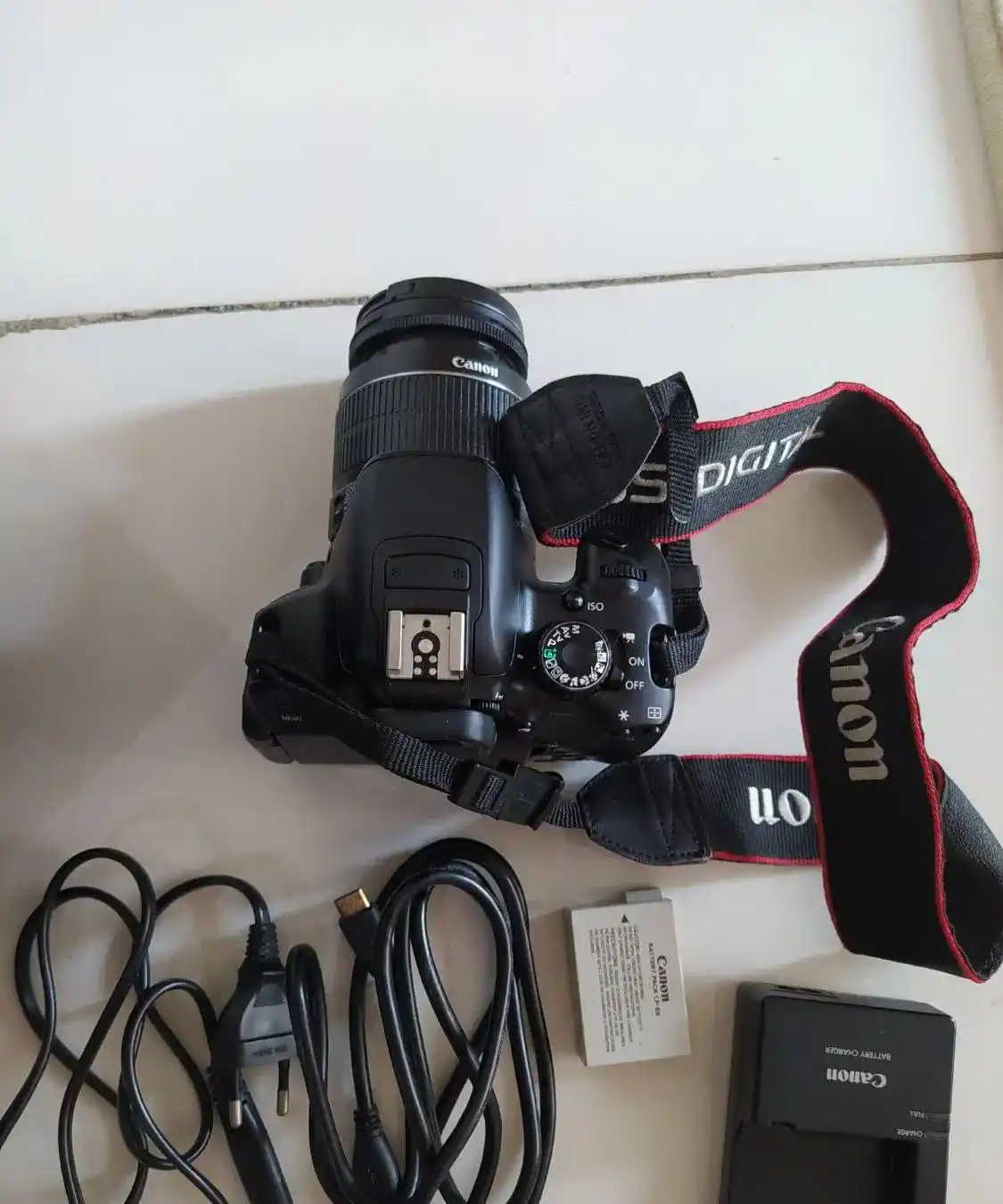 فروش دوربین حرفه ای canon 650 d دست دو
