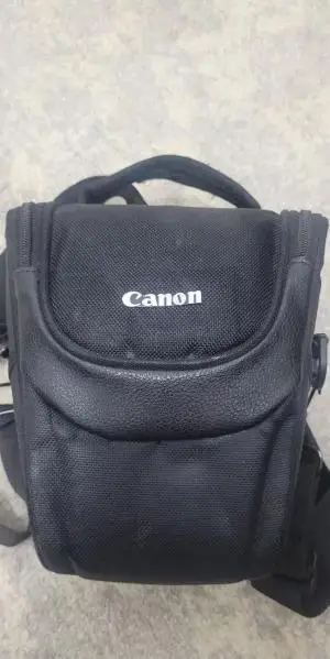 canon 1200d + 18-55mm دست دوم