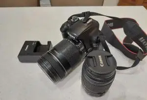 دوربین  با لنز 18-55  1100D canon دست دوم