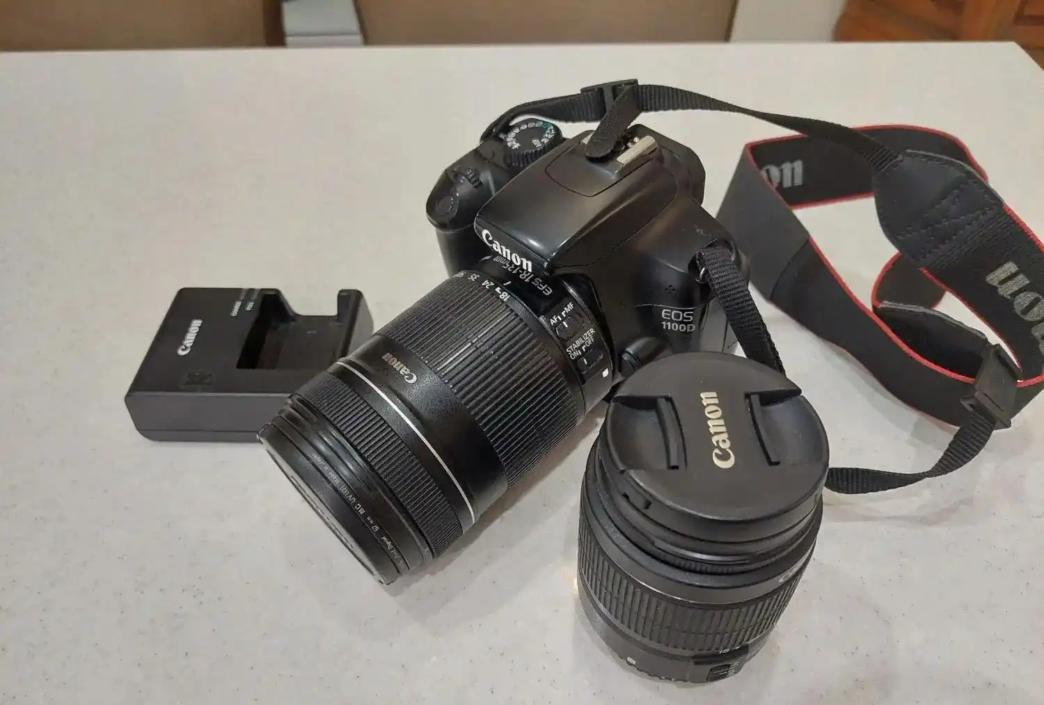 دوربین کنون canon 1100d دست دو