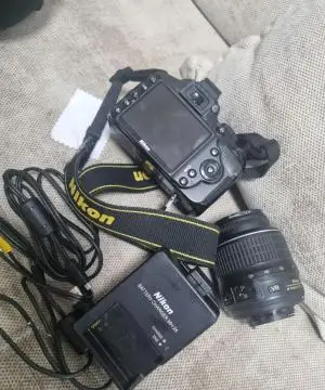 نیکون d3200 دست دوم