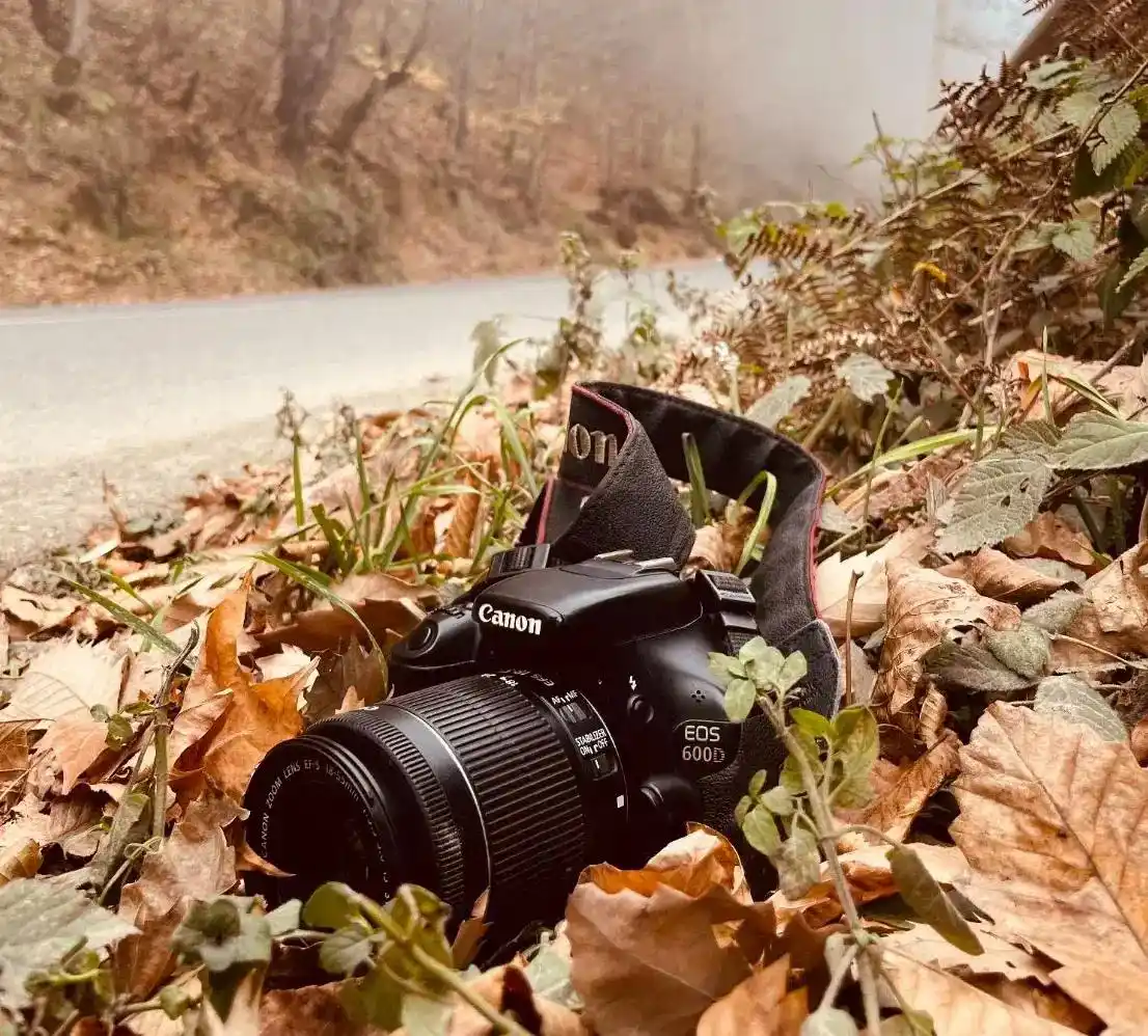 Canon 600d دست دو
