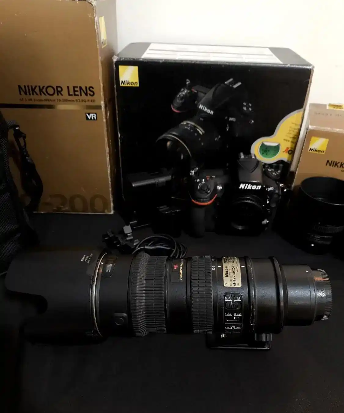لنز های نیکون  70-200 f2.8 و50 1.8 دست دو
