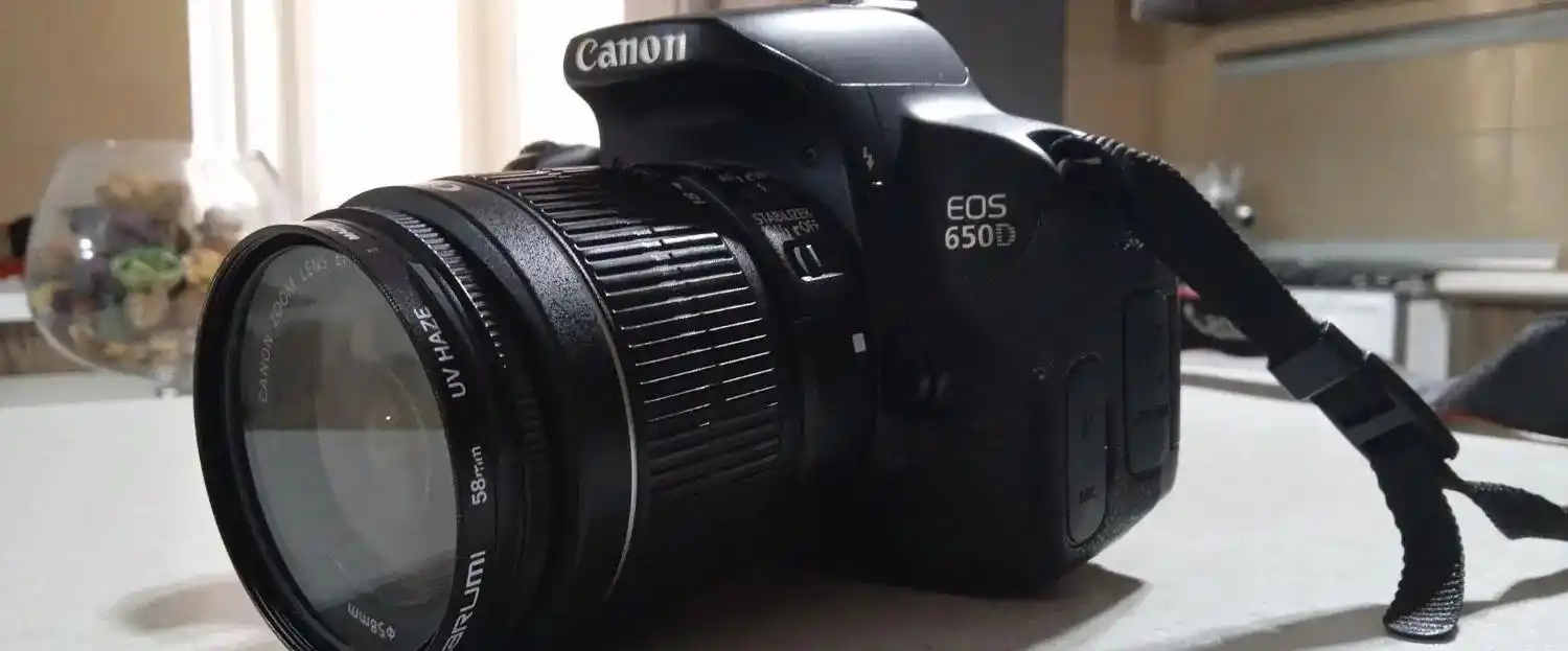 دوربین کنون 650d دست دو