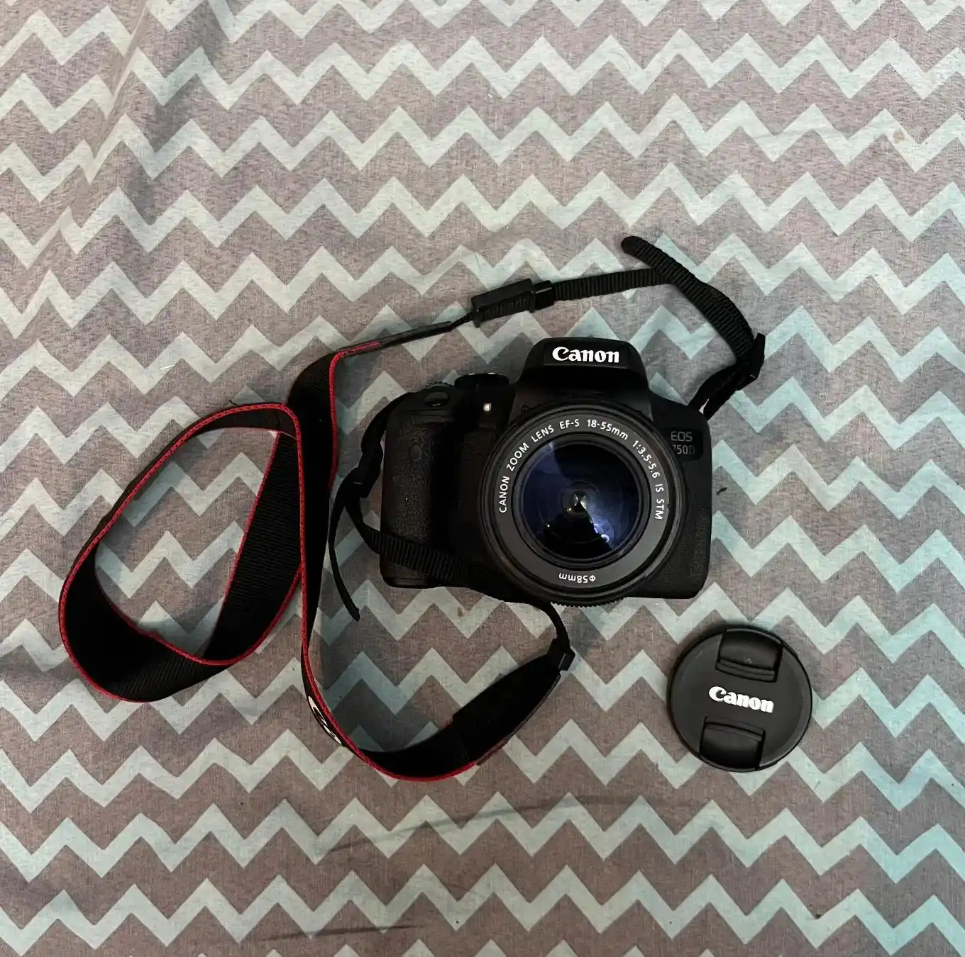 دوربین canon 750D با لنز 18-55mm دست دو
