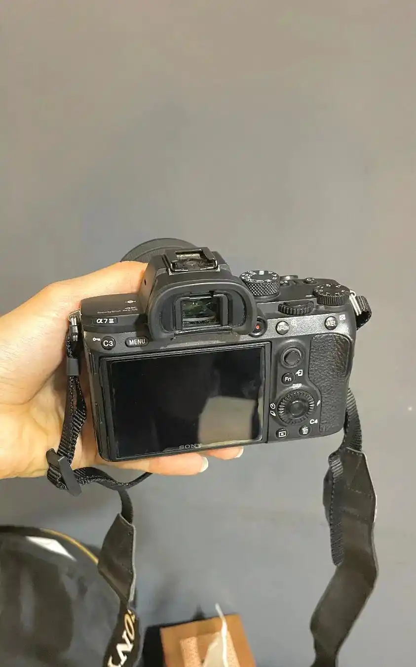سونی الفا a7 iii بهمراه لنز کیت دست دو