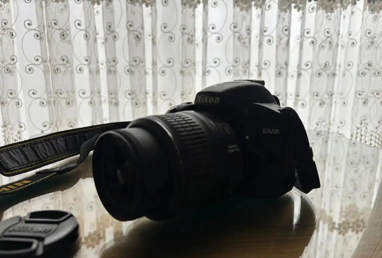 دوربین عکاسی و فیلمبرداری Nikon D3200 دست دو