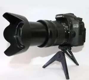 دوربین کنون 70D + لنز 18-135 تمیز دست دوم