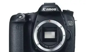 دوربین کنون 70D + لنز 18-135 تمیز دست دوم