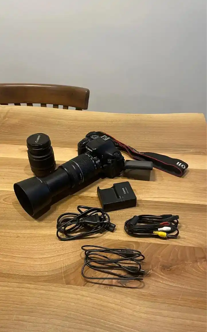 کنون 600D در حد با دوتا لنز (18-55 و 55-250) دست دو