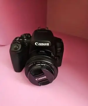 دوربین کانن | Canon 850D+18-135mm usm دست دوم
