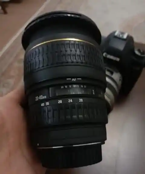 دوربین عکاسی فول فریم کانن 5dll ولنز 20 40 f2.8 دست دو