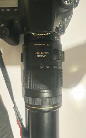 لنز70-300 دست دوم