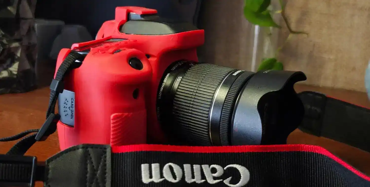 دوربین کنون ۸۰ دی Canon 80D به همراه کل لوازم دست دو
