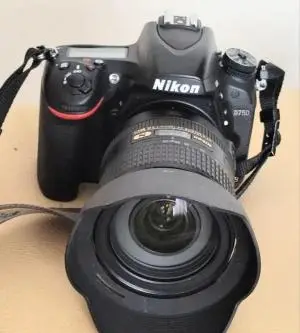نیکون D750 دست دوم