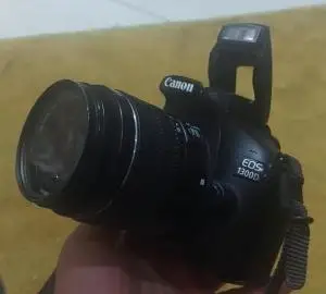 دوربین کنون۱۳۰۰d دست دوم