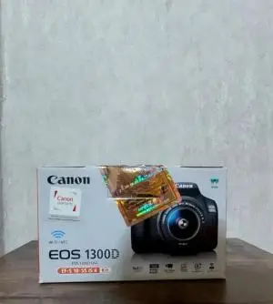 دوربین کنون۱۳۰۰d دست دوم