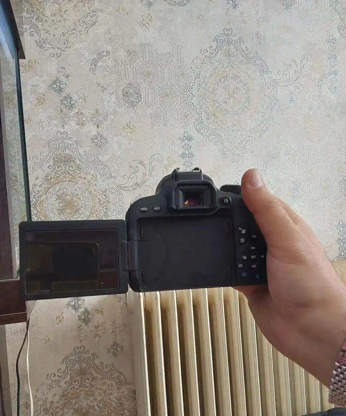 دوربین canon 800d دست دو