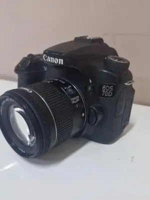 دوربین حرفه‌ای کانن | Canon 70D+18-135mm STM دست دوم