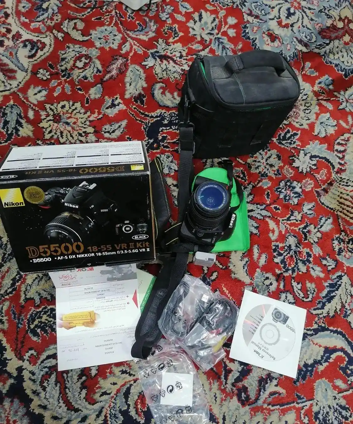 نیکون D5500 نو سالم دست دو