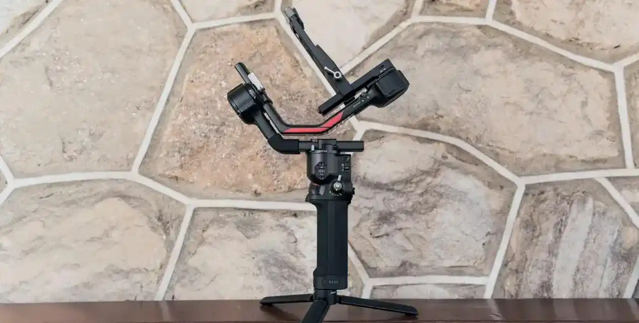 گیمبال DJI Ronin RS4 Pro دست دو