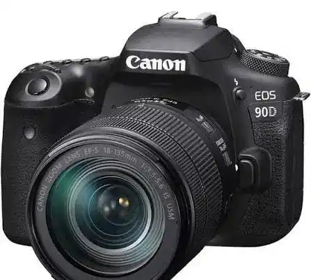 دوربین عکاسی کنون90D دست دو