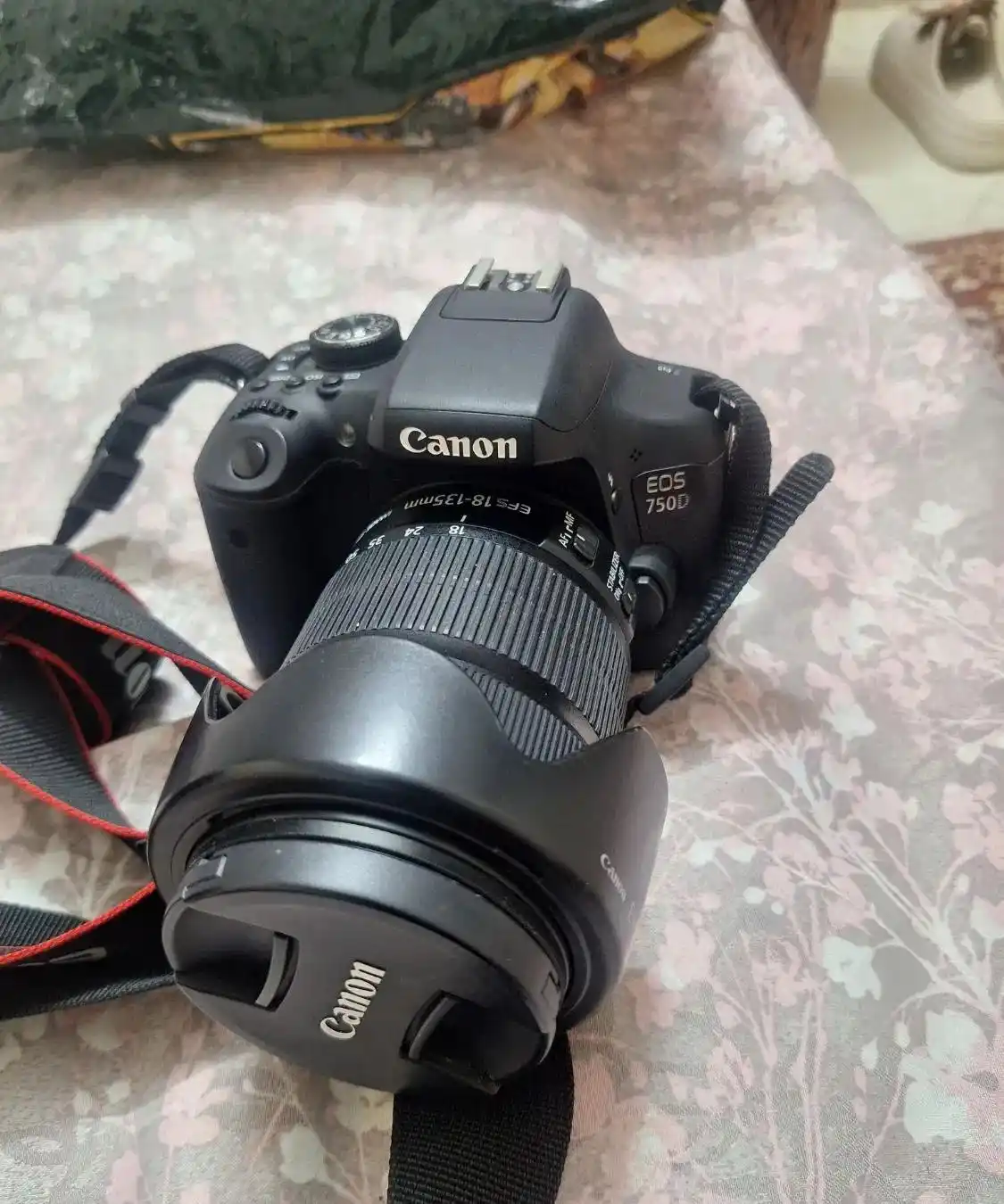 دوربین canon d750 دست دو