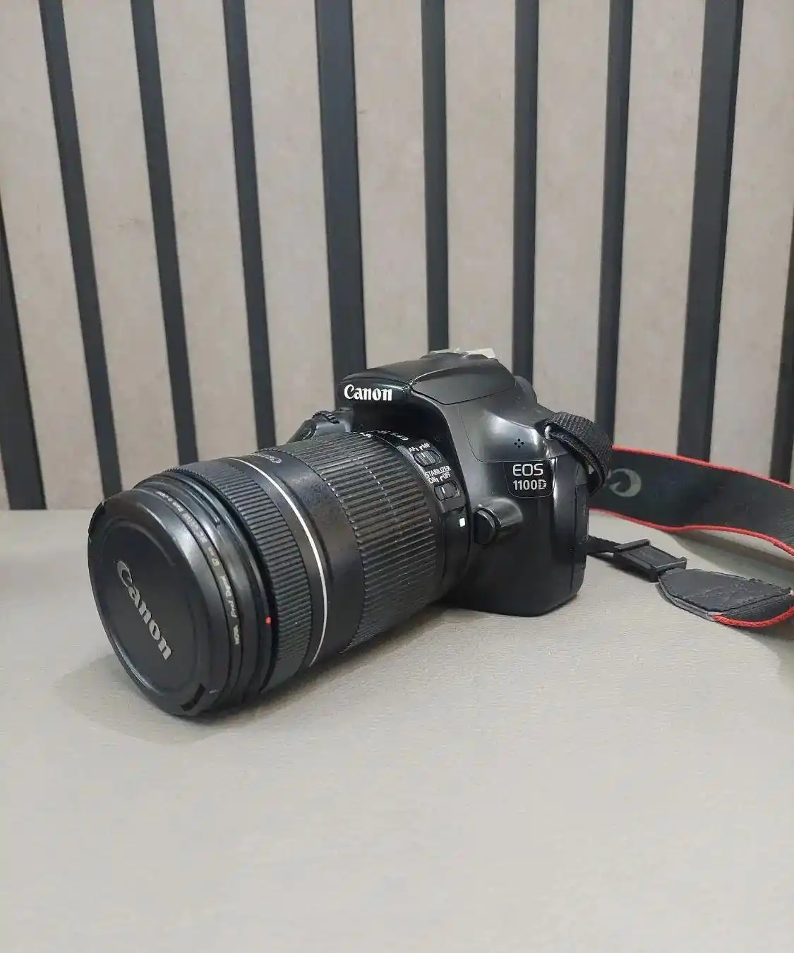 دوربین عکاسی canon 1100d به همره لنز دست دو