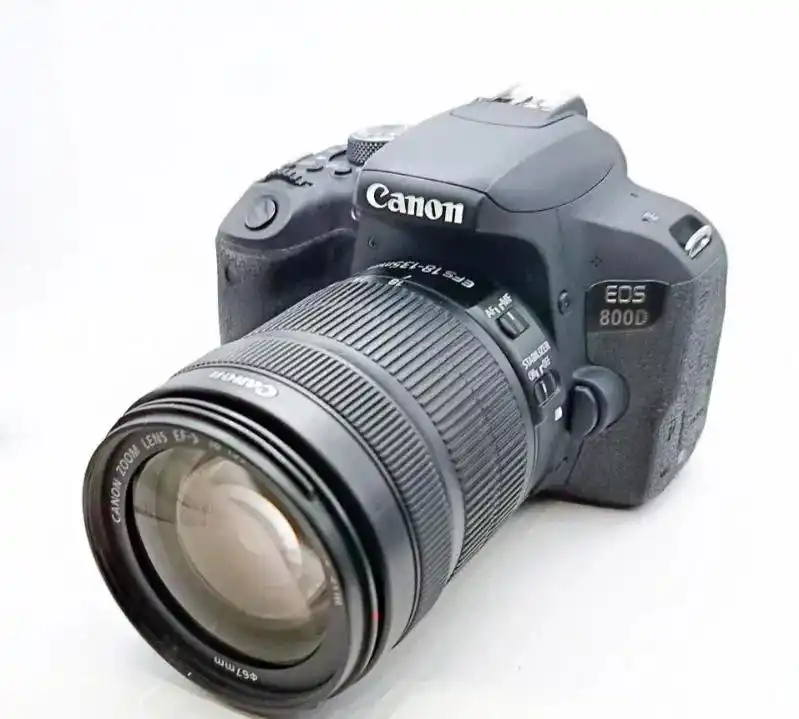 دوربین کنون 800d دست دو