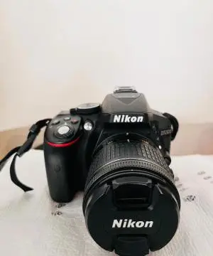 دوربین حرفه ای نیکون D5300 دست دوم