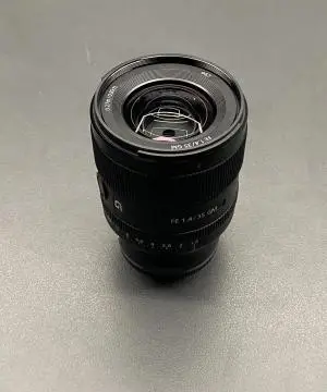 لنز زایس ۳۵mm f 1.4 دست دوم