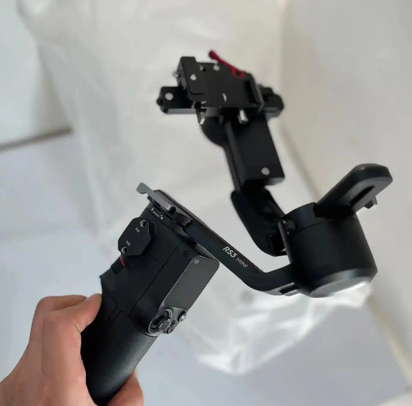 گیمبال dji rs3mini دست دو