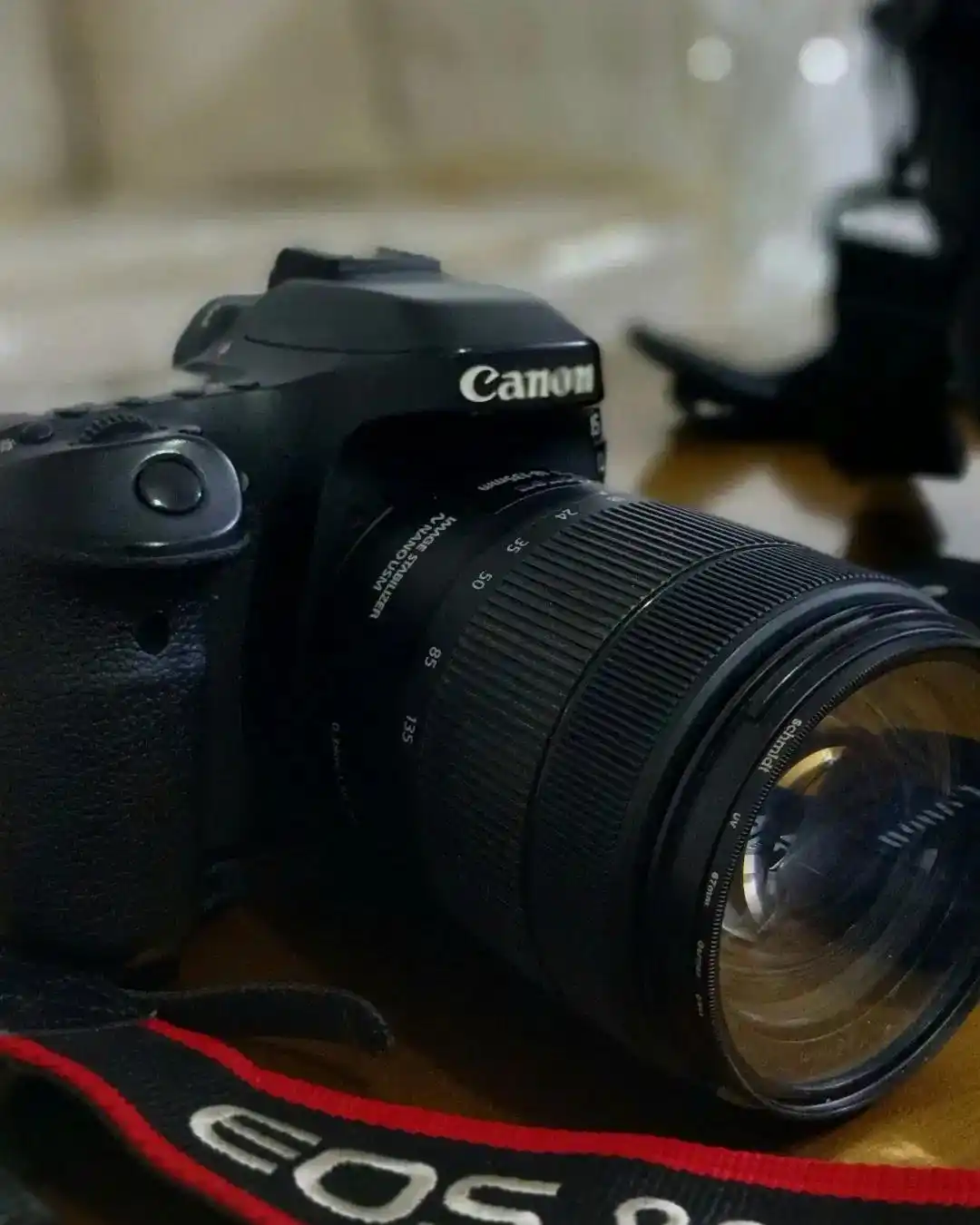 لنز 18-135 + Canon EOS 80D دوربین دست دو