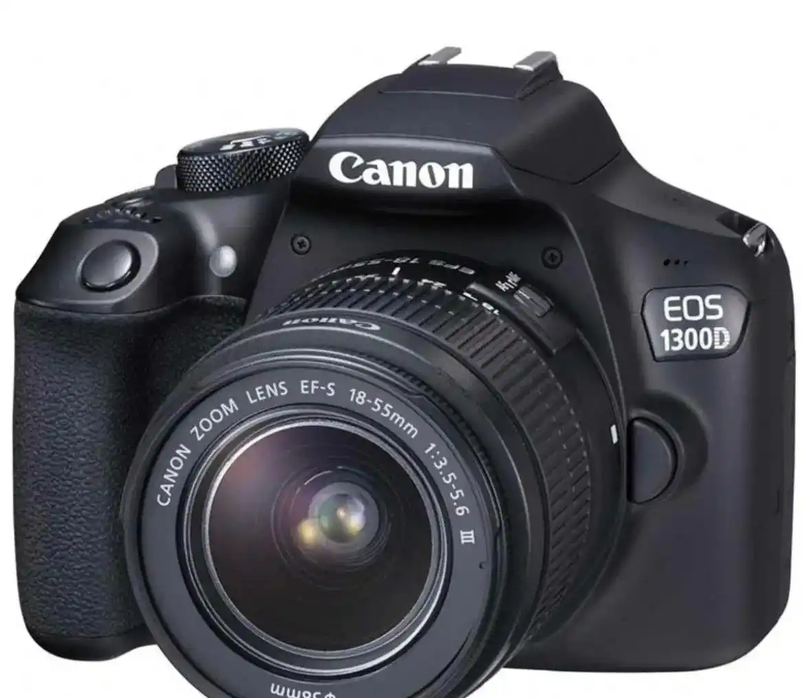 دوربین canon 1300d به همراه لنز دست دو