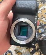 دوربین بدون آینه سونی ZV-E10 + 16-50mm دست دوم