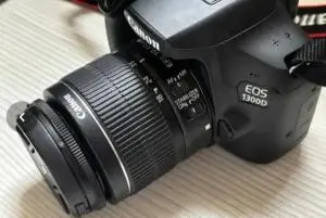 دوربین canon 1300D+کیف+سه پایه دست دوم