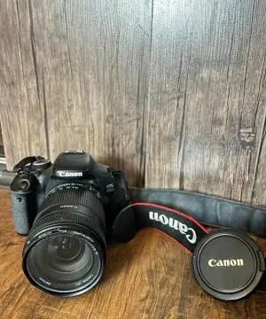 دوربین کنون canon 600D دست دوم