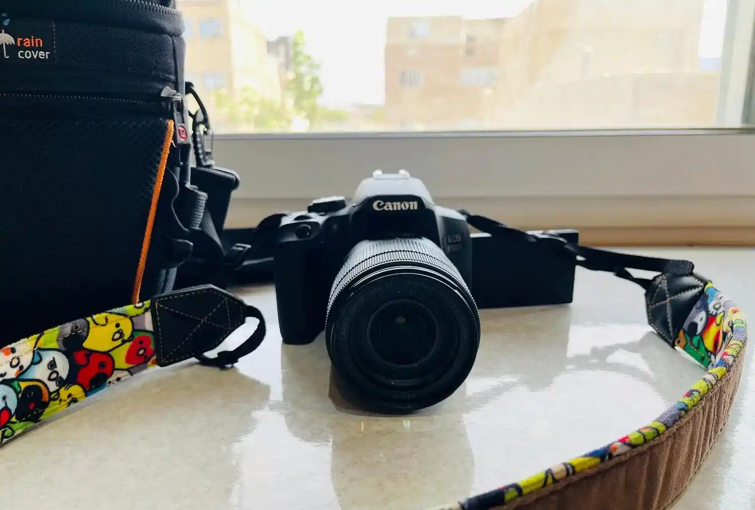 دوربین Canon EOS 850D به همراه لنز 18-135mm دست دو