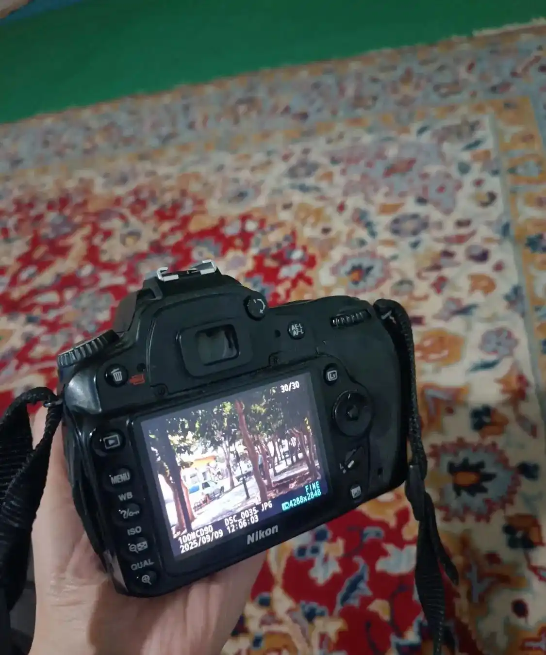 دوربین عکاسی نیکون D90 دست دو