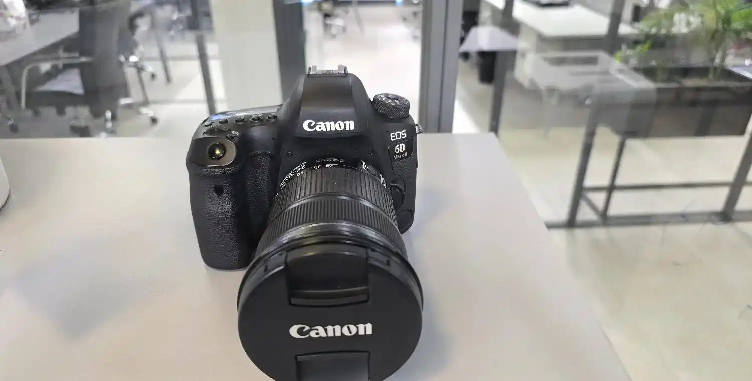 دوربین دست دوم 6D mark ii دست دو