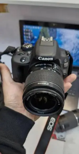 دوربین عکاسی canon 100d دست دوم