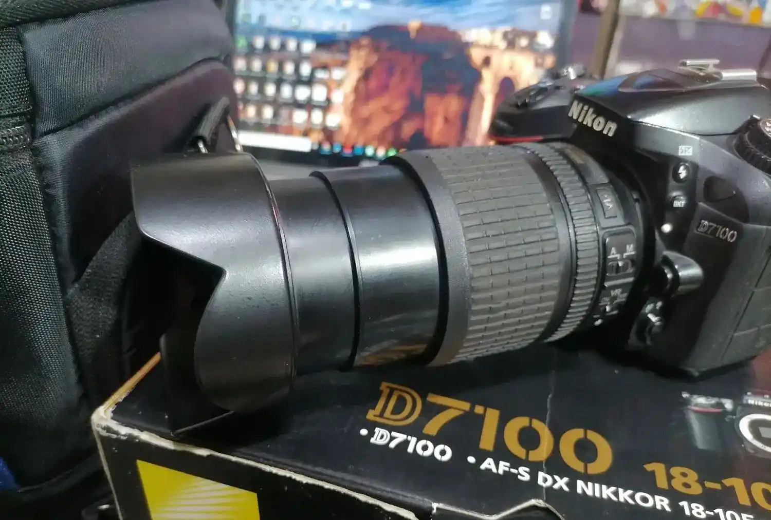 دوربین نیکون d7100 دست دو