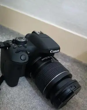 دوربین عکاسی canon 750d دست دوم
