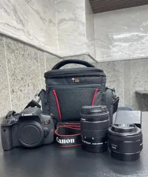 دوربین Canon 750d با لنز55-18 دست دوم