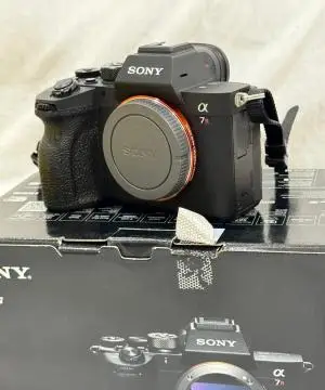 دوربین سونی کارکرده A7R IV  Body دست دوم