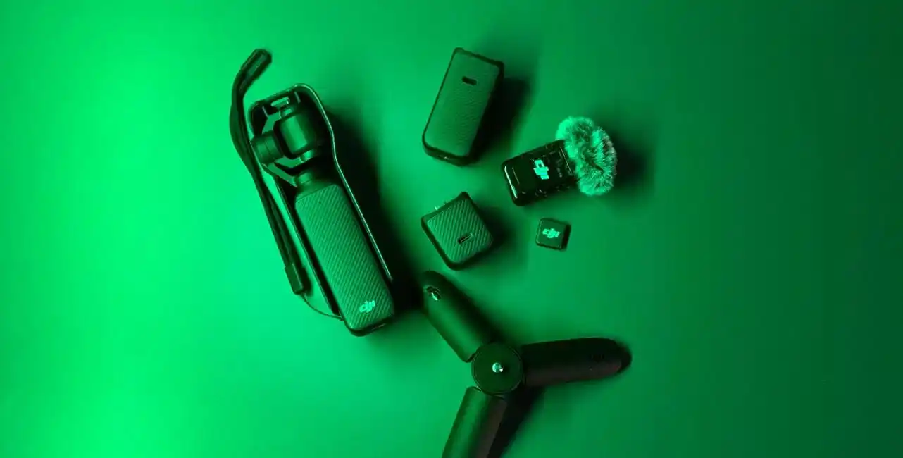 DJI Osmo Pocket 3 کامل با تمامی لوازم دست دو