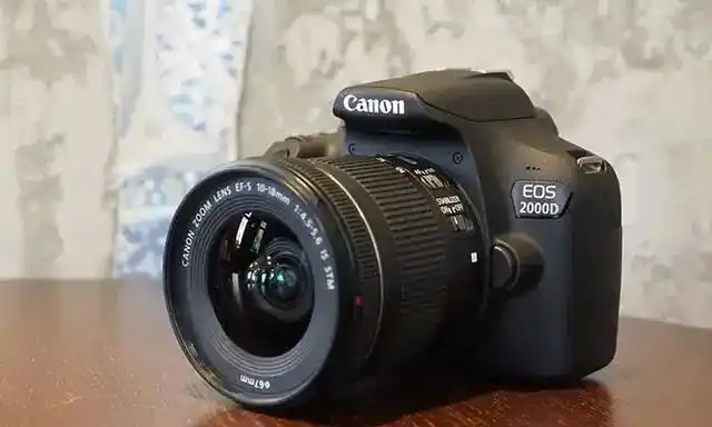 دوربین اکبند 2000d دست دو