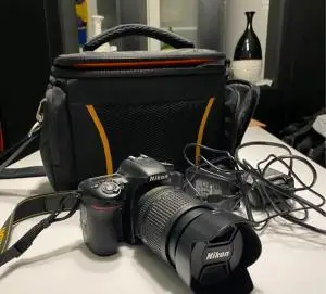نیکون D7500 با لنز 18،140 کم‌کار فقط 7000 شات دست دوم