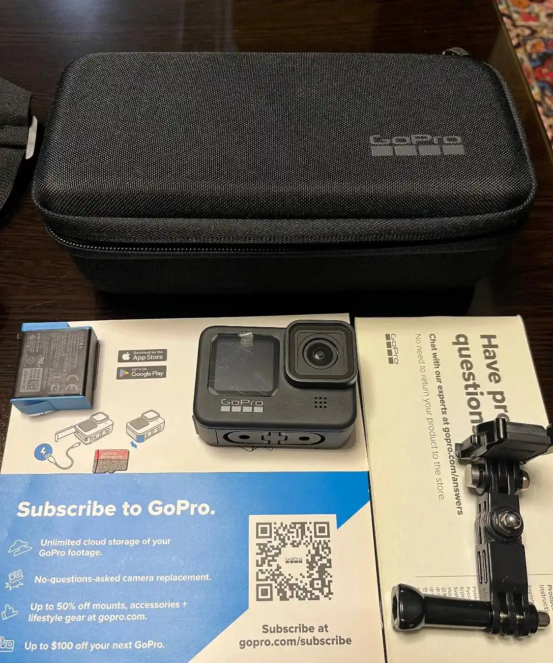 دوربین گوپرو هیرو 9 GoPro Black دست دو